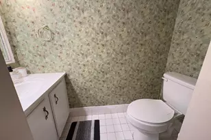 680 Tennis Club Dr, Fort Lauderdale, FL 33311 - Photo 12