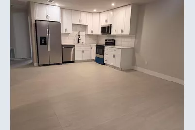 2731 Avenue S #B, Riviera Beach, FL 33404 - Photo 8