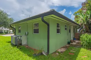 2036 19th St, Vero Beach, FL 32960 - Photo 20