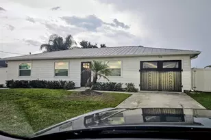 528 SW Ryan Ave, Port Saint Lucie, FL 34953 - Photo 1