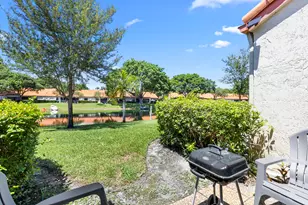 84 Centennial Ct, Deerfield Beach, FL 33442 - Photo 24