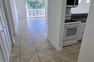 15205 NE 6th Ave, Miami, FL 33162 - Photo 2