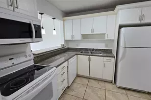 15205 NE 6th Ave, Miami, FL 33162 - Photo 1