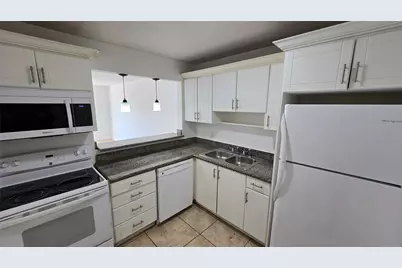 15205 NE 6th Avenue #D206, Miami, FL 33162 - Photo 4