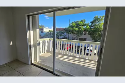 15205 NE 6th Avenue #D206, Miami, FL 33162 - Photo 8