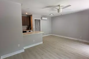 1273 NE 38th St, Oakland Park, FL 33334 - Photo 2