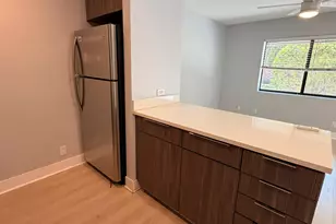1273 NE 38th St, Oakland Park, FL 33334 - Photo 6