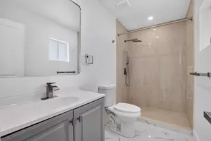 182 SW 6th St, Deerfield Beach, FL 33441 - Photo 28