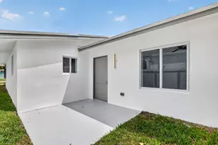 182 SW 6th St, Deerfield Beach, FL 33441 - Photo 32
