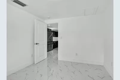 182 SW 6 Street, Deerfield Beach, FL 33441 - Photo 16