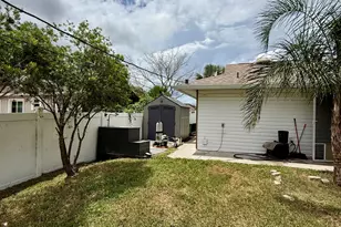 637 SW Granadeer St, Port Saint Lucie, FL 34983 - Photo 14