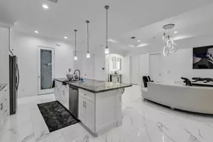 2910 SW Sterling St, Port Saint Lucie, FL 34953 - Photo 10