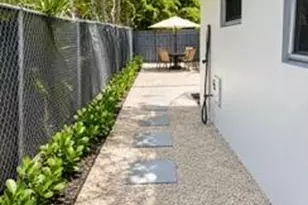 245 NW 32nd St, Oakland Park, FL 33309 - Photo 8