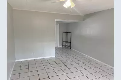 245 NW 32nd Street, Oakland Park, FL 33309 - Photo 10