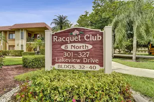 303 Lakeview Dr, Weston, FL 33326 - Photo 14