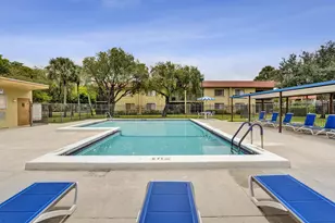 303 Lakeview Dr, Weston, FL 33326 - Photo 20