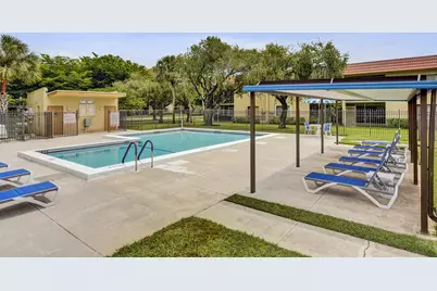 303 Lakeview Drive #102, Weston, FL 33326 - Photo 18