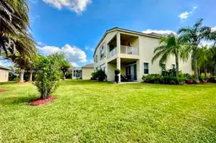 11454 SW Fieldstone Way, Port Saint Lucie, FL 34987 - Photo 4