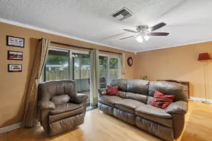 8860 SW 49th St, Cooper City, FL 33328 - Photo 18