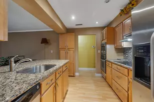 8860 SW 49th St, Cooper City, FL 33328 - Photo 12
