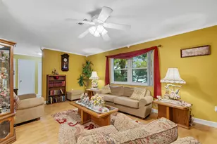 8860 SW 49th St, Cooper City, FL 33328 - Photo 10