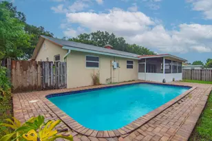 8860 SW 49th St, Cooper City, FL 33328 - Photo 4