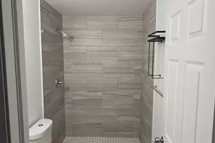 2719 Lincoln St, Hollywood, FL 33020 - Photo 4