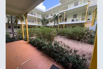 2031 Dewey Street #101, Hollywood, FL 33020 - Photo 16