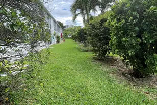 24 Oakridge C, Deerfield Beach, FL 33442 - Photo 18