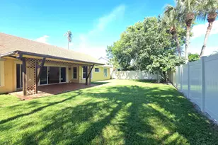 13053 Meadowbreeze Dr, Wellington, FL 33414 - Photo 42