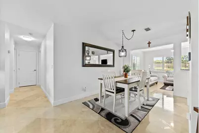 2390 SW 14th Avenue, Boynton Beach, FL 33426 - Photo 8