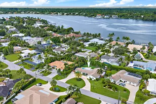 215 Golfview Dr, Tequesta, FL 33469 - Photo 1