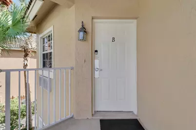 8389B Mulligan Circle, Port Saint Lucie, FL 34986 - Photo 6