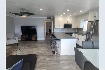 3000 Lake Osborne Drive #111, Lake Worth, FL 33461 - Photo 2