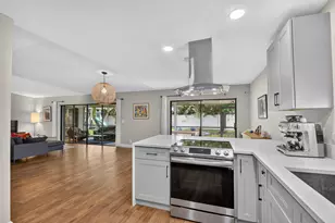 2606 SW 23rd Cranbrook Dr, Boynton Beach, FL 33436 - Photo 10