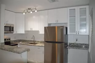 823 NE 14th Ct, Fort Lauderdale, FL 33304 - Photo 2