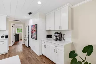 998 SW 7th St, Boca Raton, FL 33486 - Photo 38