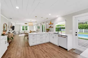 998 SW 7th St, Boca Raton, FL 33486 - Photo 30