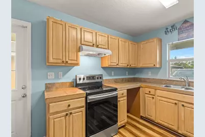 1724 10th Way SW, Vero Beach, FL 32962 - Photo 12
