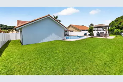 9696 Majestic Way, Boynton Beach, FL 33437 - Photo 46
