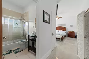 1516 SE 10th St, Deerfield Beach, FL 33441 - Photo 24