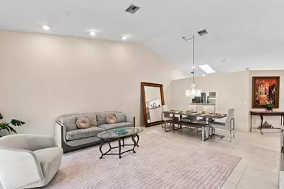 8088 Via Di Veneto, Boca Raton, FL 33496 - Photo 8