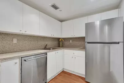 1805 Sans Souci Boulevard #421, North Miami, FL 33181 - Photo 6