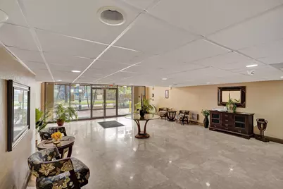 1805 Sans Souci Boulevard #421, North Miami, FL 33181 - Photo 2
