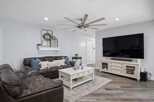 2740 NW 106th Ave, Coral Springs, FL 33065 - Photo 26