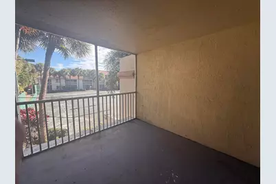 16203 Glenmoor Drive #16203, West Palm Beach, FL 33409 - Photo 10