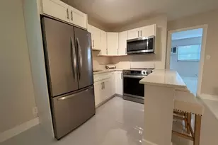 5174 NE 6th Ave, Oakland Park, FL 33334 - Photo 8