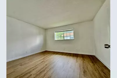 1671 NE 33rd Street #Apt 11, Pompano Beach, FL 33064 - Photo 6
