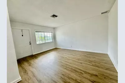 1671 NE 33rd Street #Apt 11, Pompano Beach, FL 33064 - Photo 8