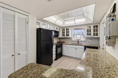 907 Marina Drive #Unit 306, North Palm Beach, FL 33408 - Photo 6